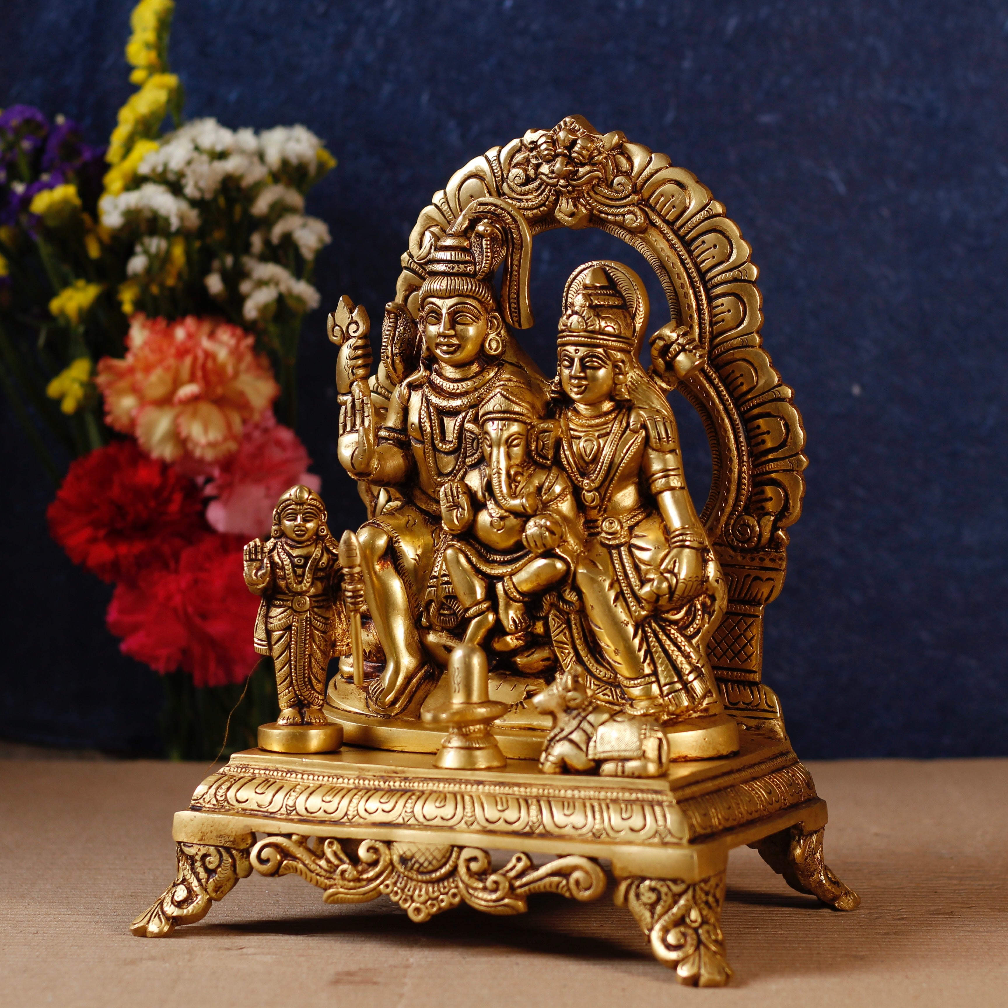 Lord Shiva Parivar In Brass In 13 Inches