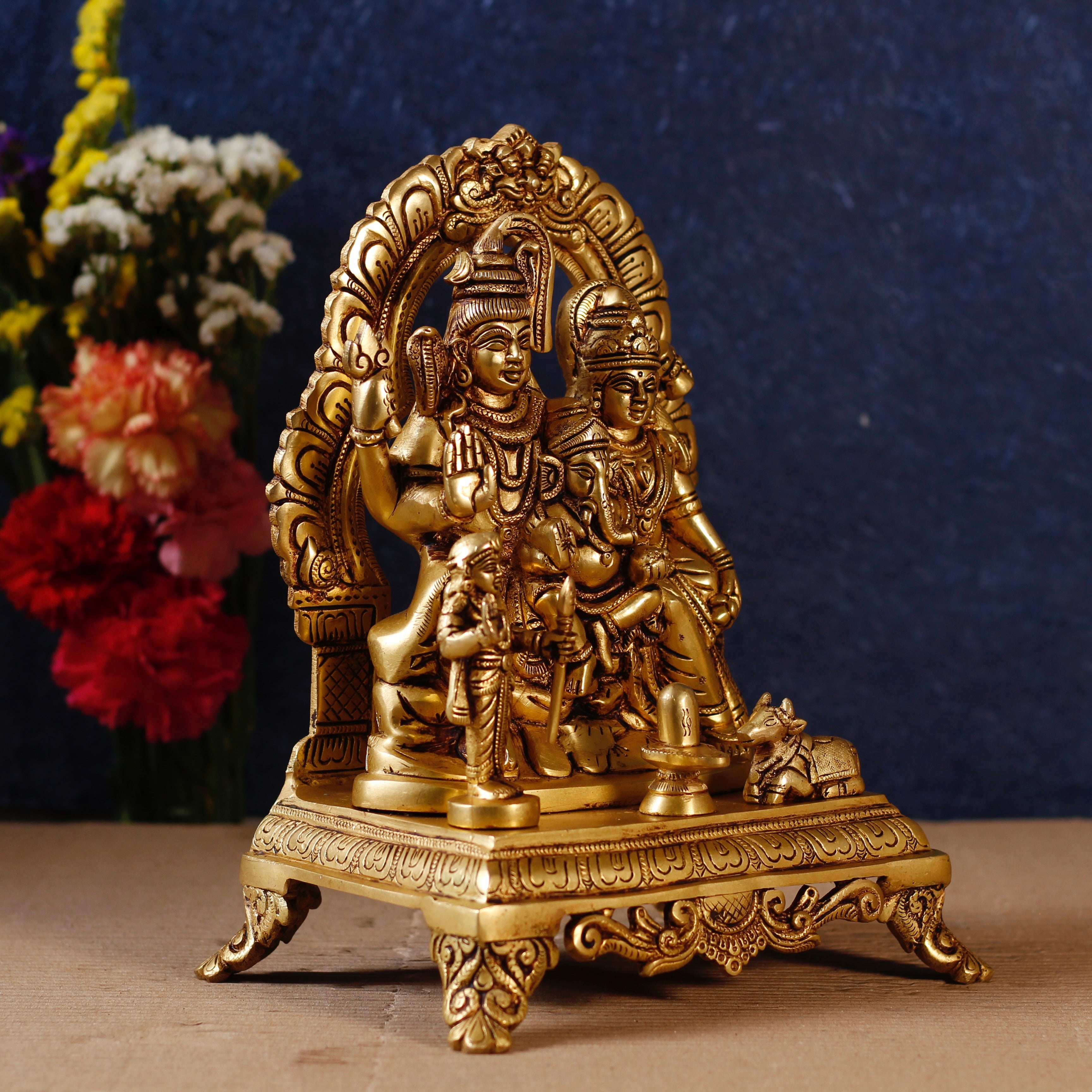 Lord Shiva Parivar In Brass In 13 Inches