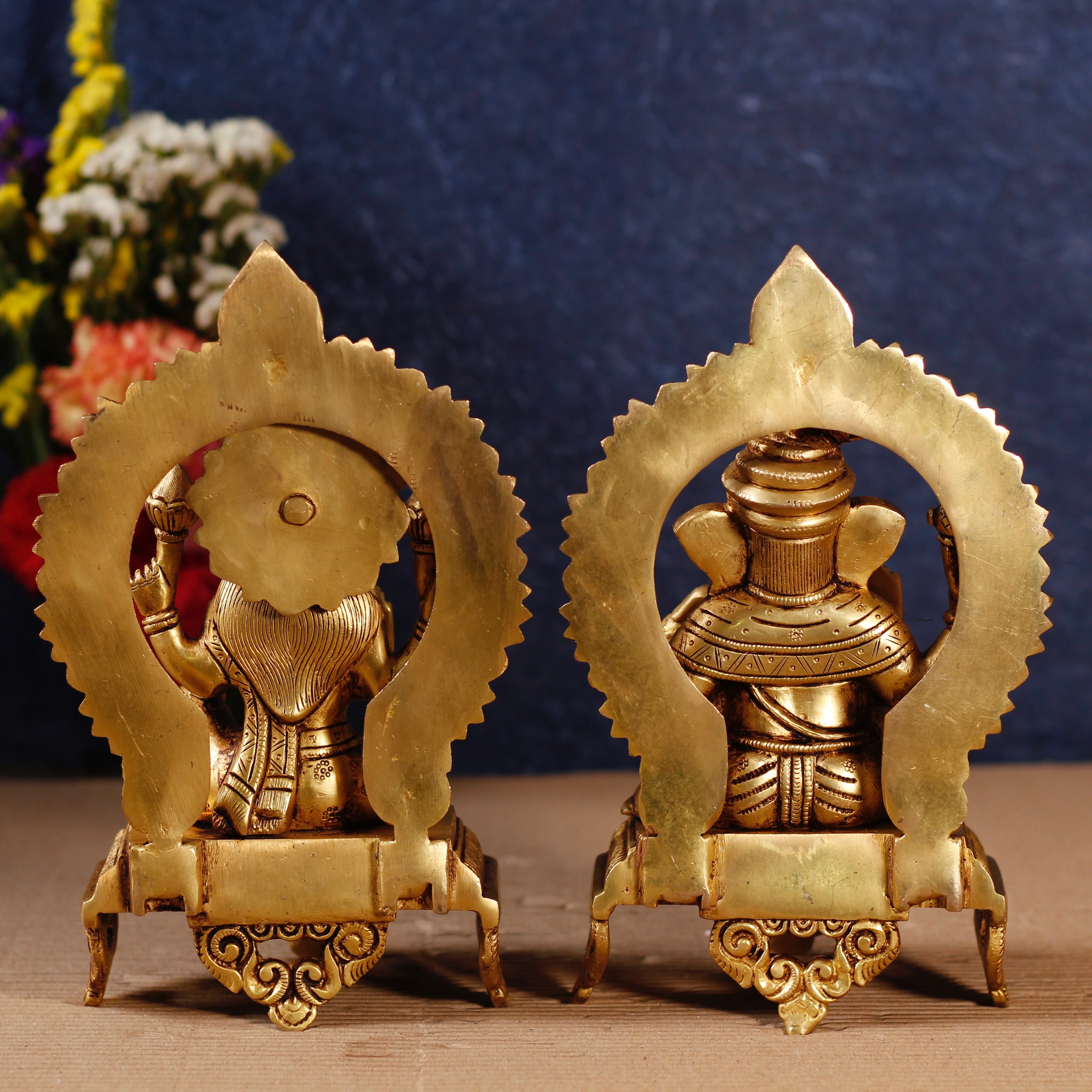 Lord ganesha and lakshmi pair