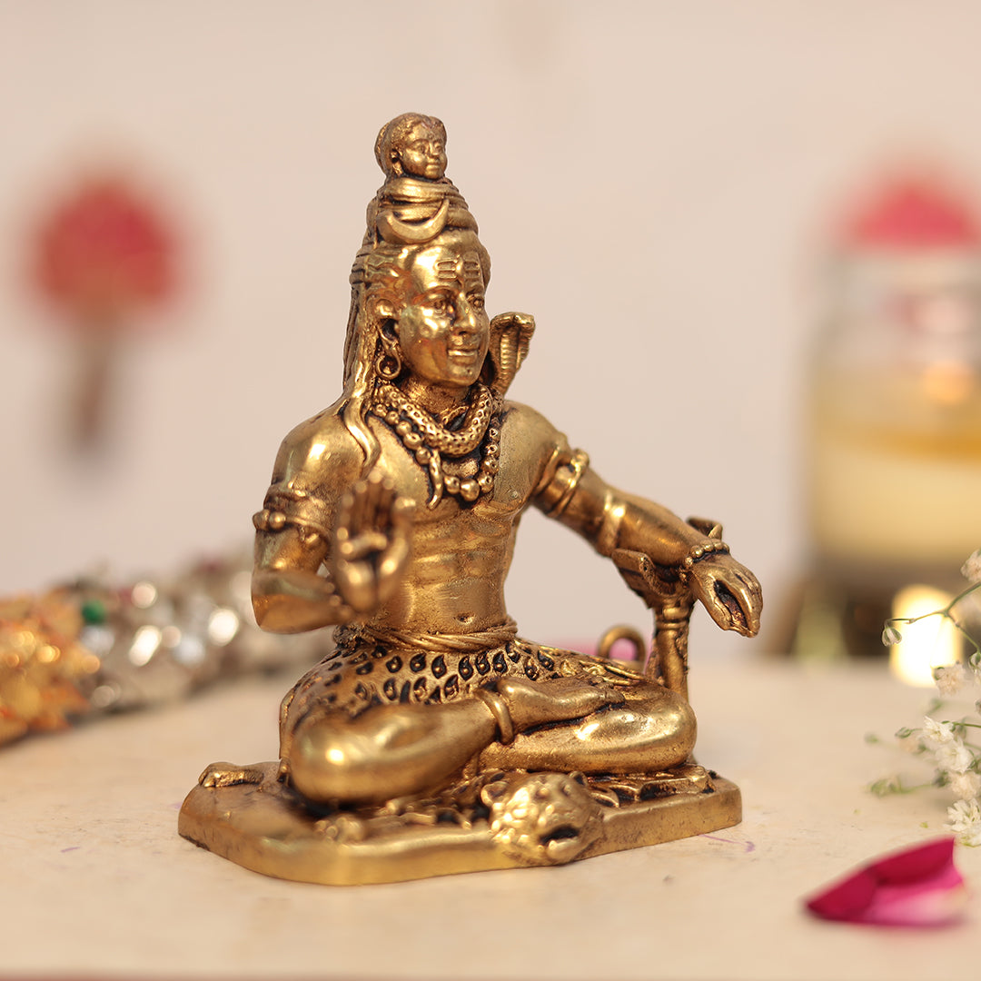 Superfine Brass Blessing Shiva/Shankar/Shambhu Idol In Abhaya Mudra