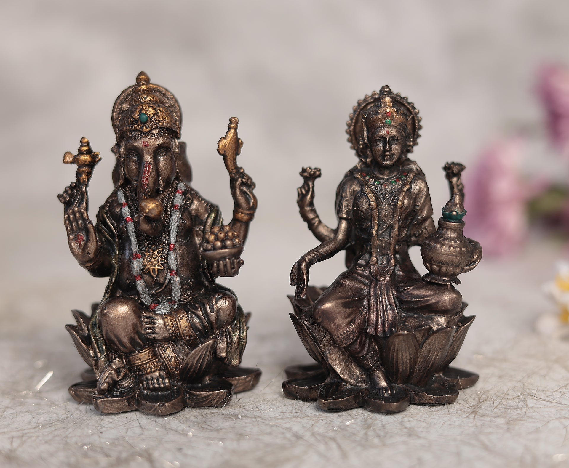 SHUBH LAKSHMI GANESH PAIR FOR PUJA AND HOME DECOR IN 7"