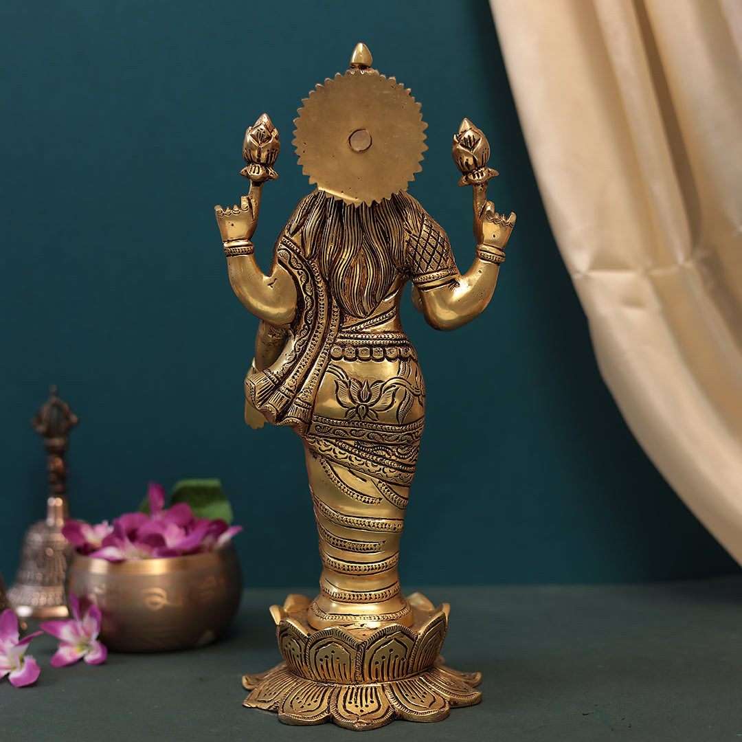 Brass Lord Vishnu and Godess Lakshmi Idol Set In Big Size