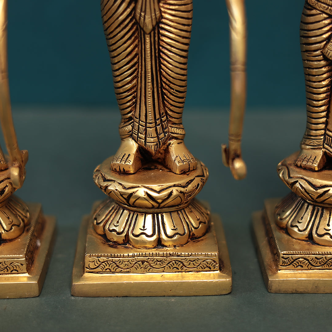 Brass Ram Darbar Statue in 10.5 Inches (26.67 Cm)