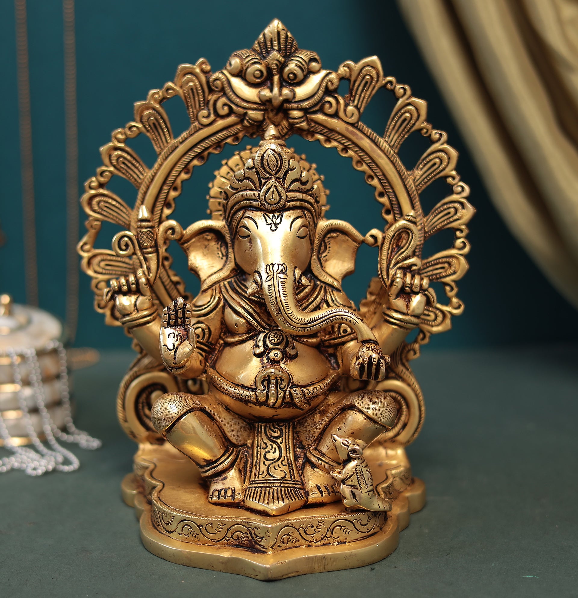 Auspicious Brass Lord Ganesha With Left Trunk In 9 Inches (22.86 Cm)