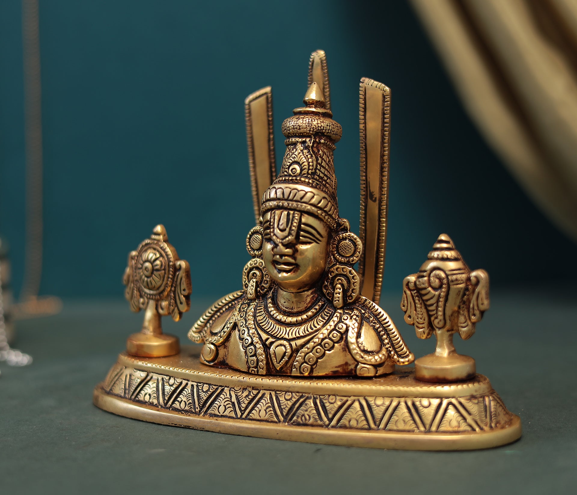 Brass Tirupati Balaji/Venkateshwara Bust Idol