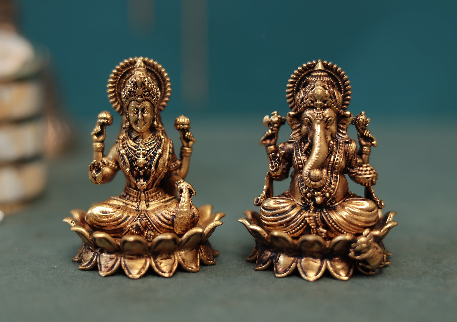 Pure Brass Antique Finish Lakshmi Ganesh Pair In 3"