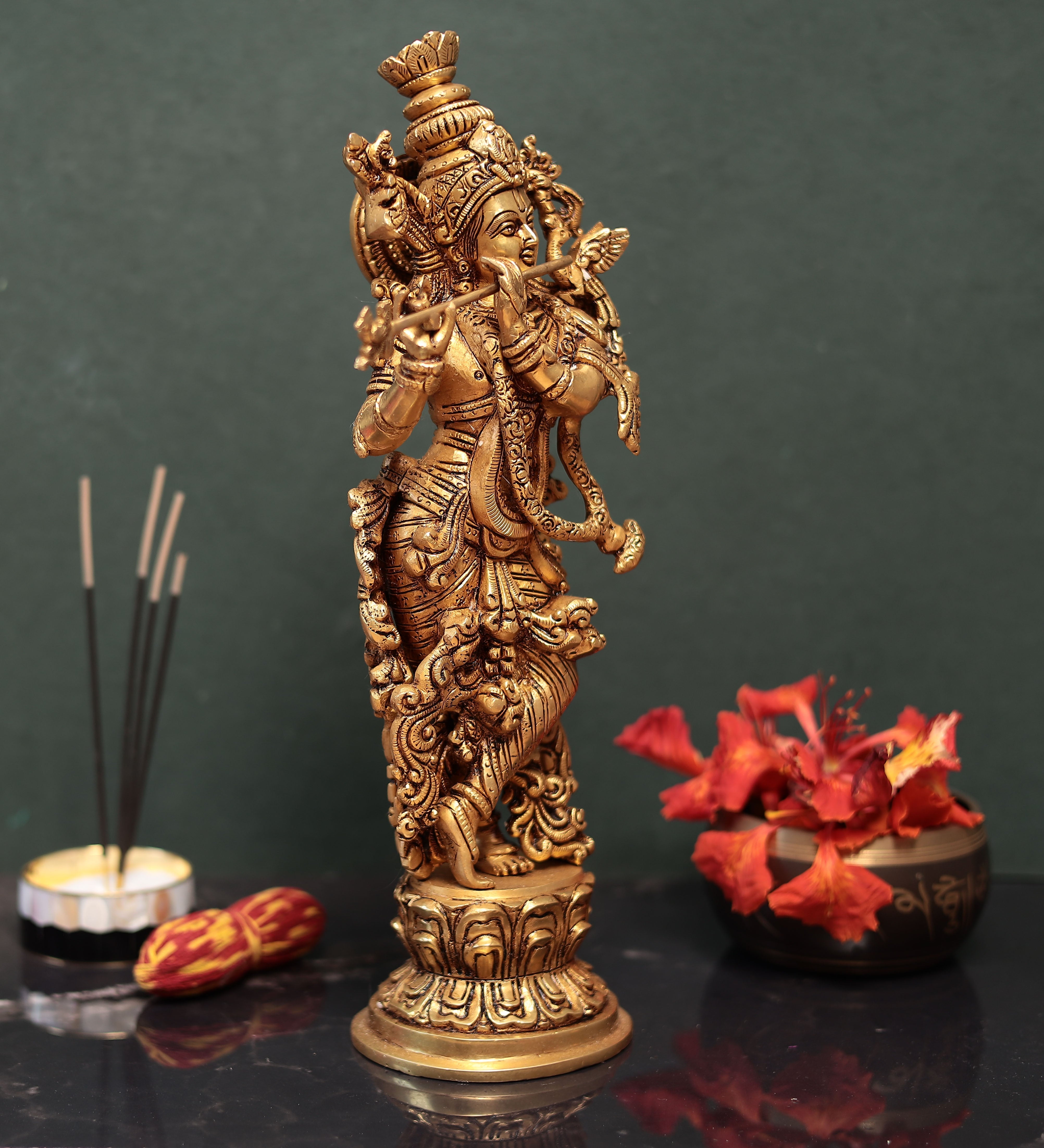 Lord Krishna Playing Flute In Brass In 15 Inches