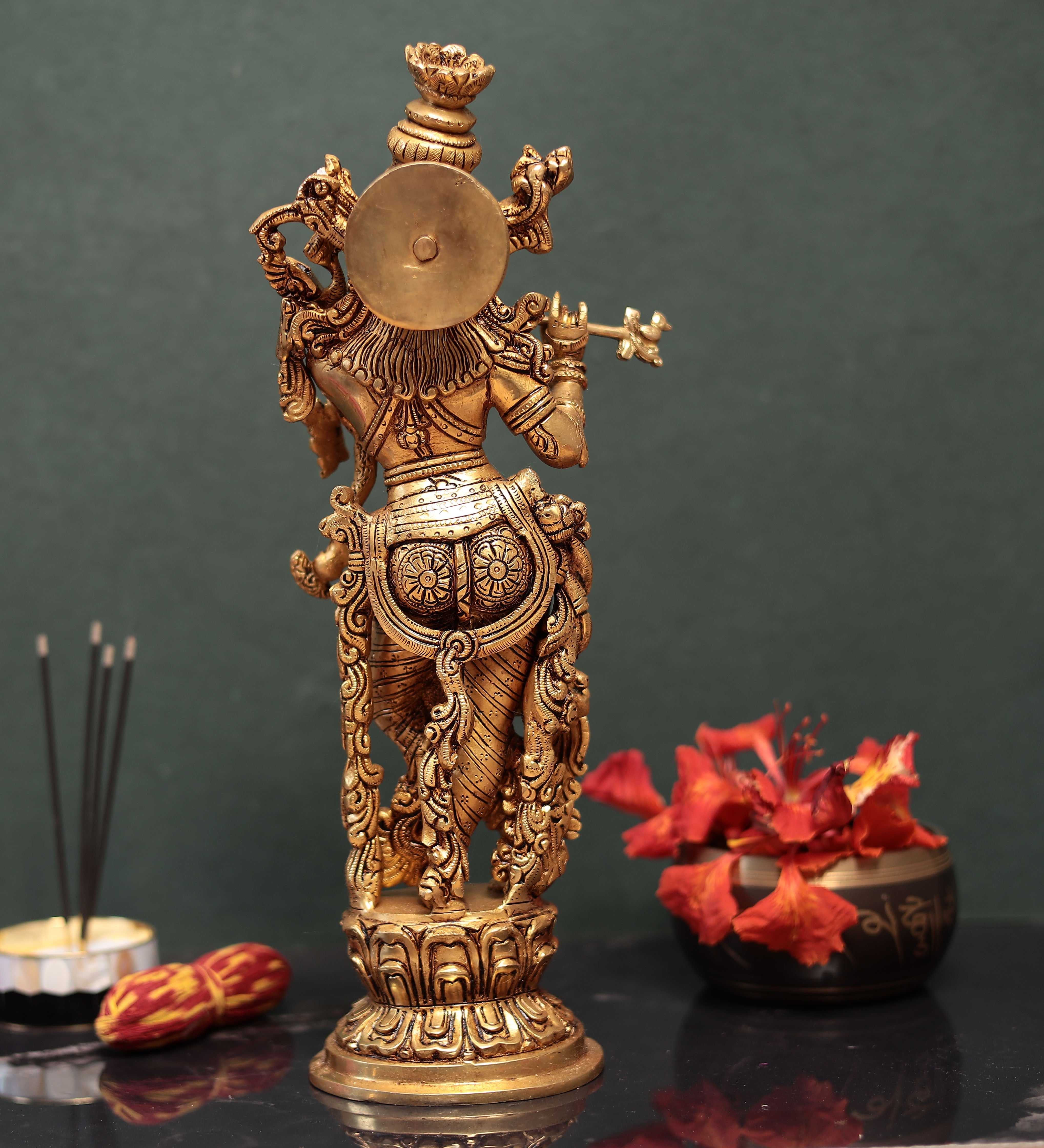 Lord Krishna Playing Flute In Brass In 15 Inches