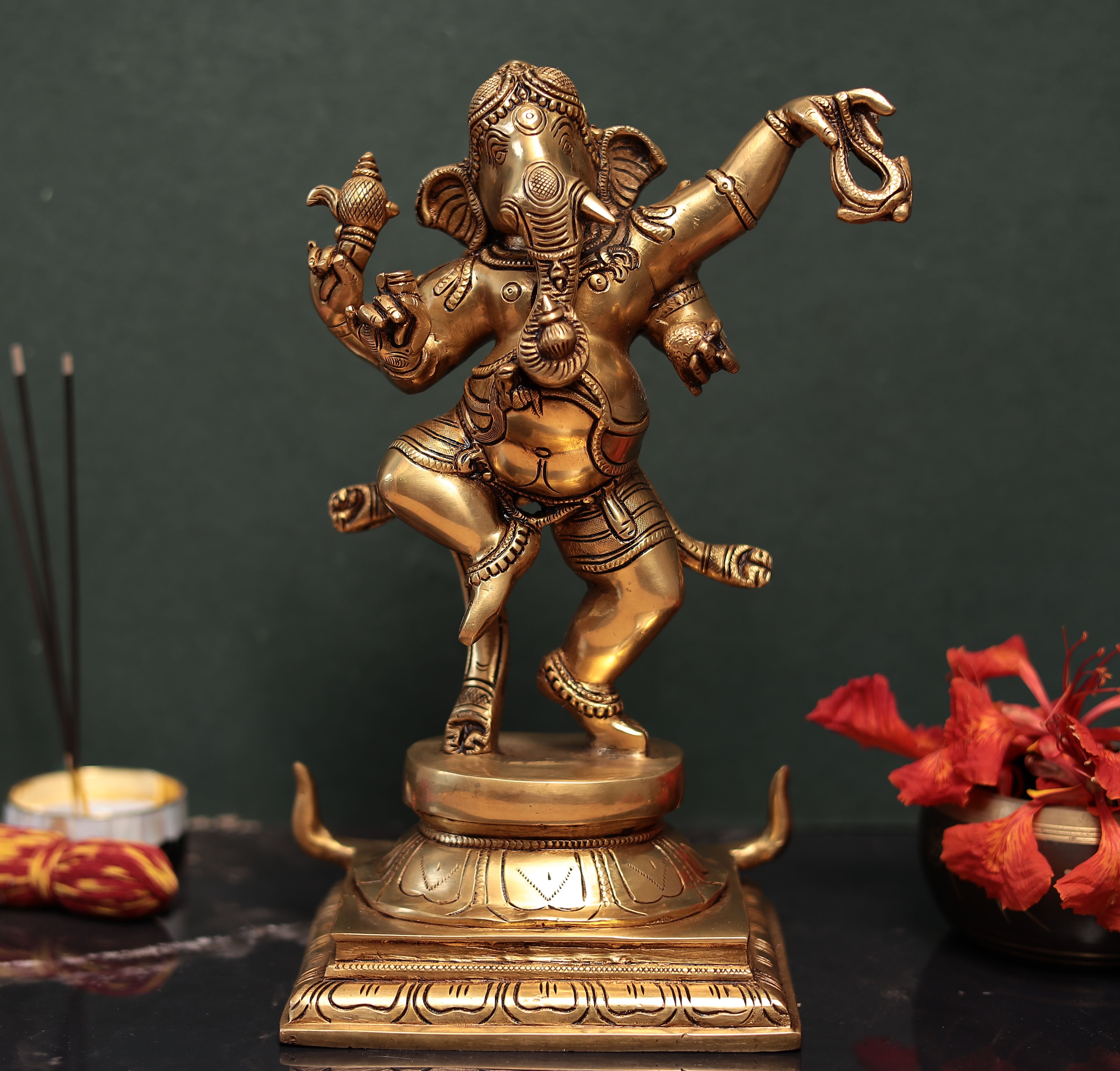 Antique Dhanvantri Dancing Ganesha In Brass In 12 Inches (30.5Cm)