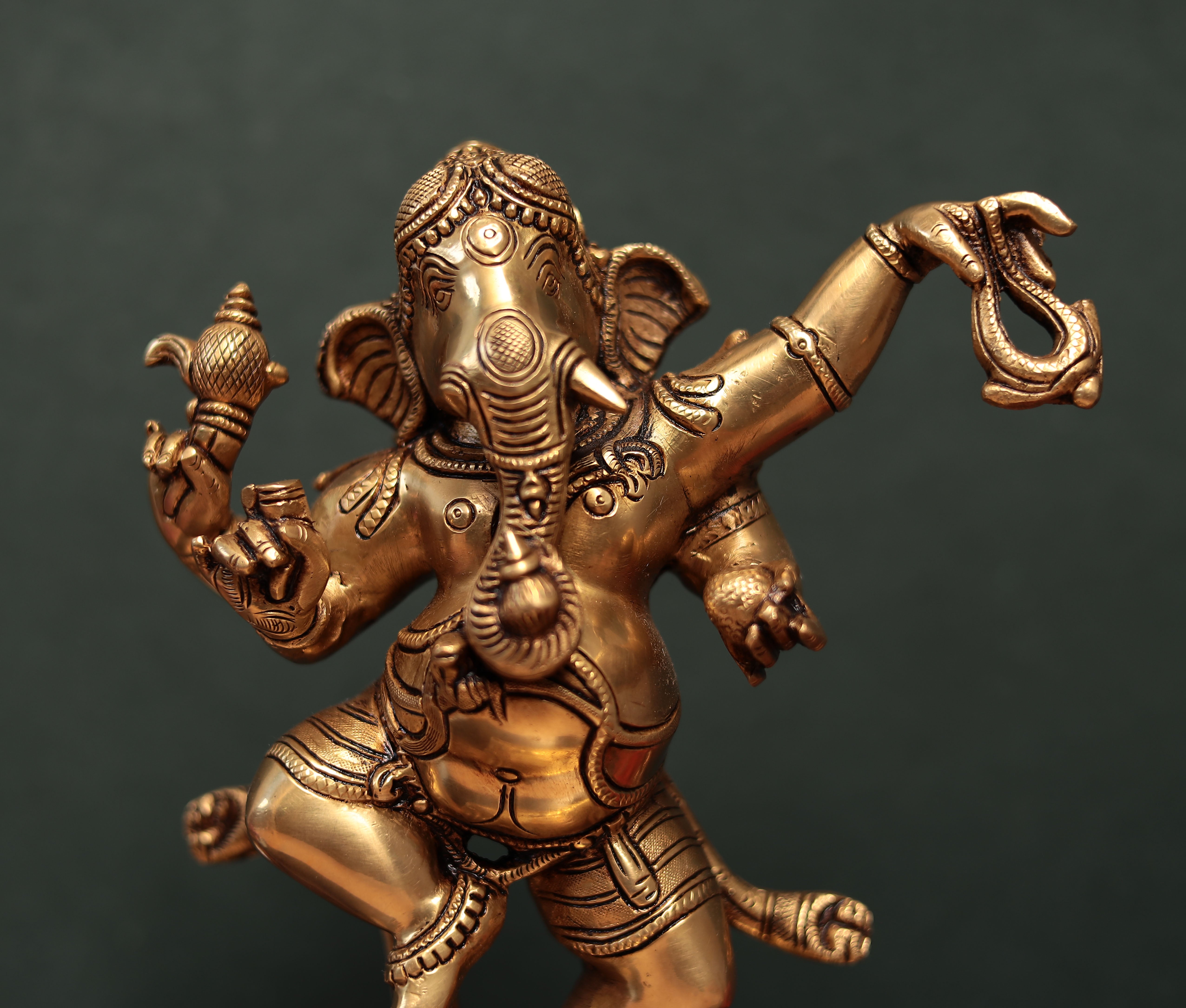 Antique Dhanvantri Dancing Ganesha In Brass In 12 Inches (30.5Cm)