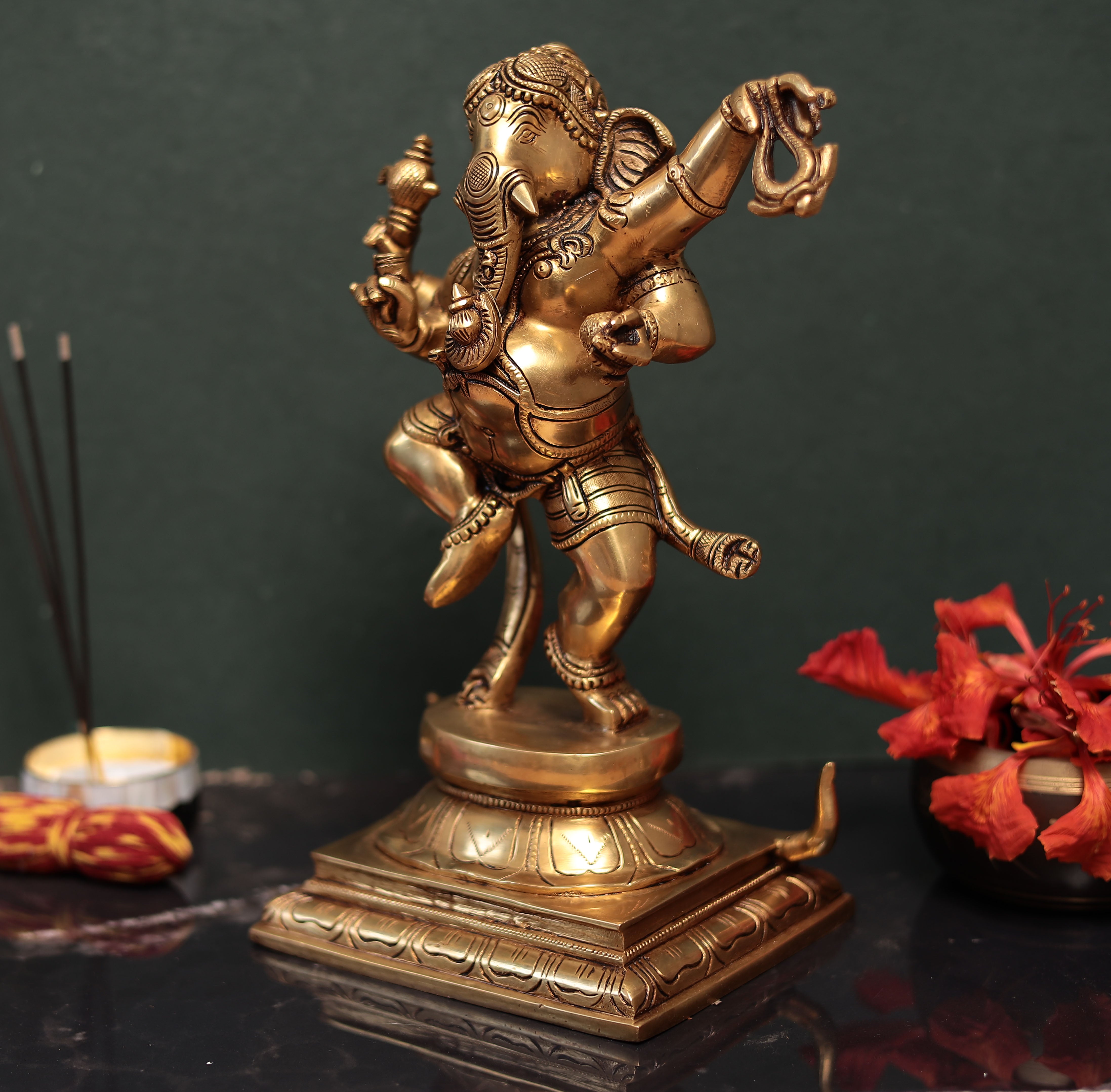 Antique Dhanvantri Dancing Ganesha In Brass In 12 Inches (30.5Cm)