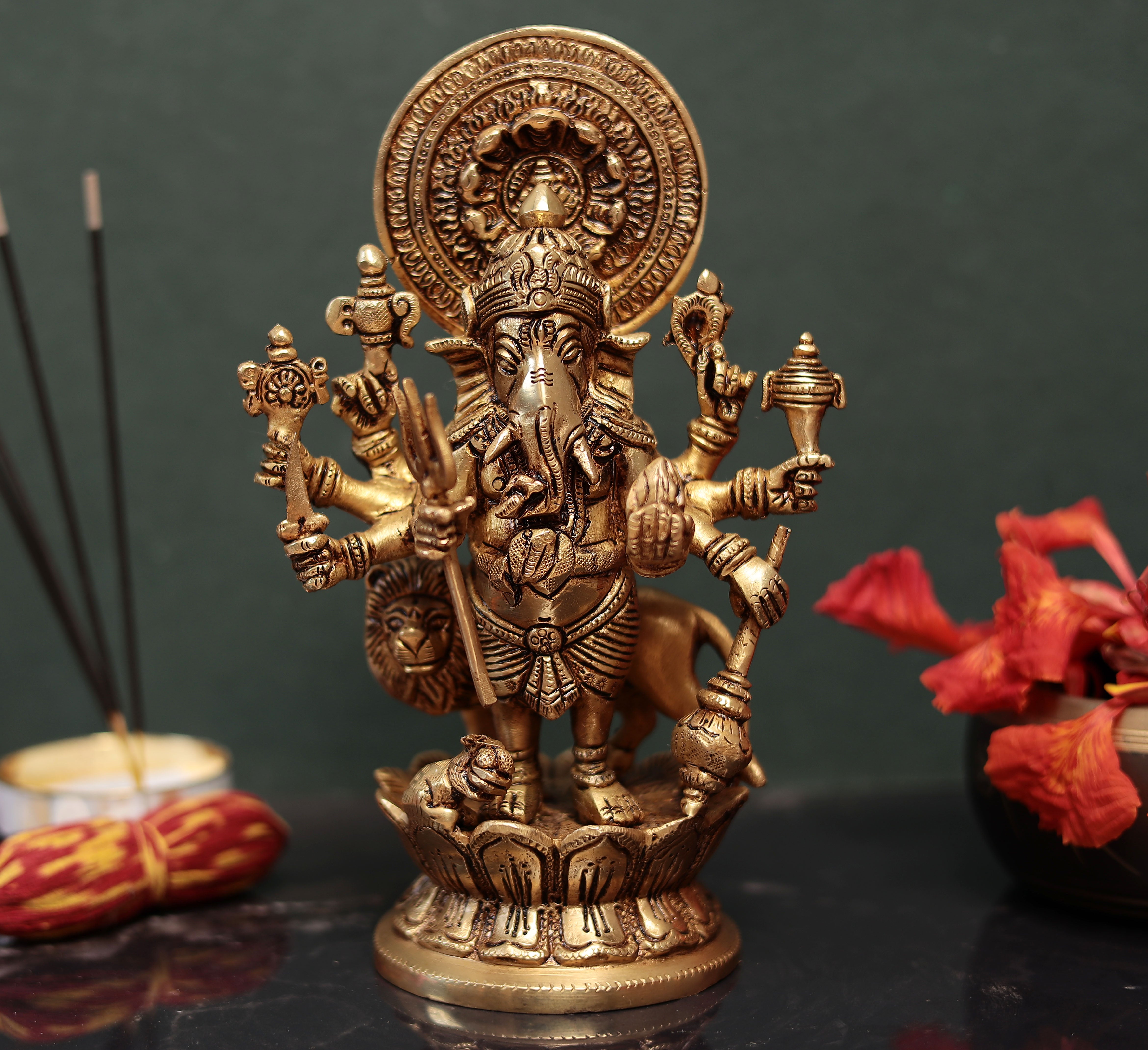 Subh Dhrishti Vinayagar/Ganesha With 8 Arms In 9 Inches