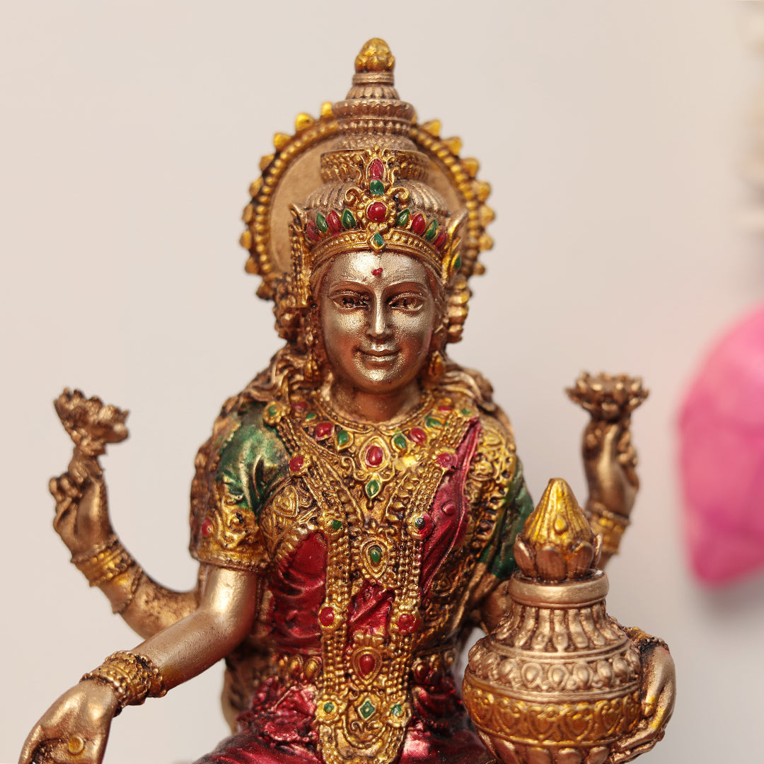 Shubh Lakshmi Kamaatmika Idol in 7"