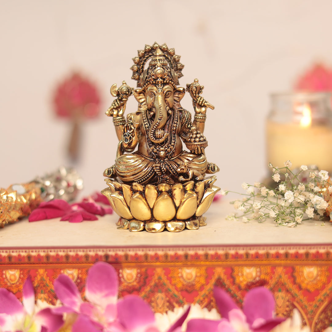 Lakshmi and Ganesh Pair Sitting On Lotus - 4.5 Inches