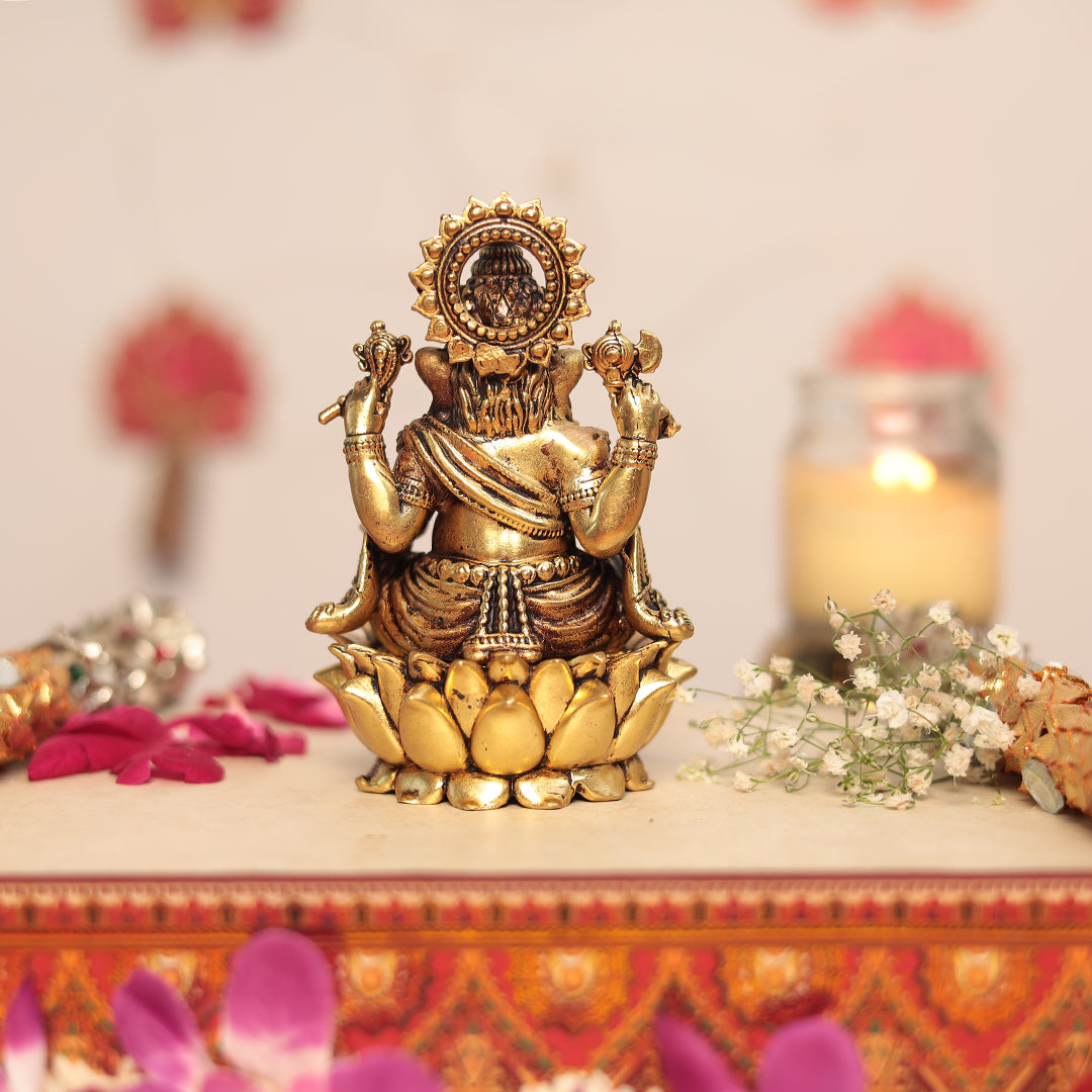 Lakshmi and Ganesh Pair Sitting On Lotus - 4.5 Inches