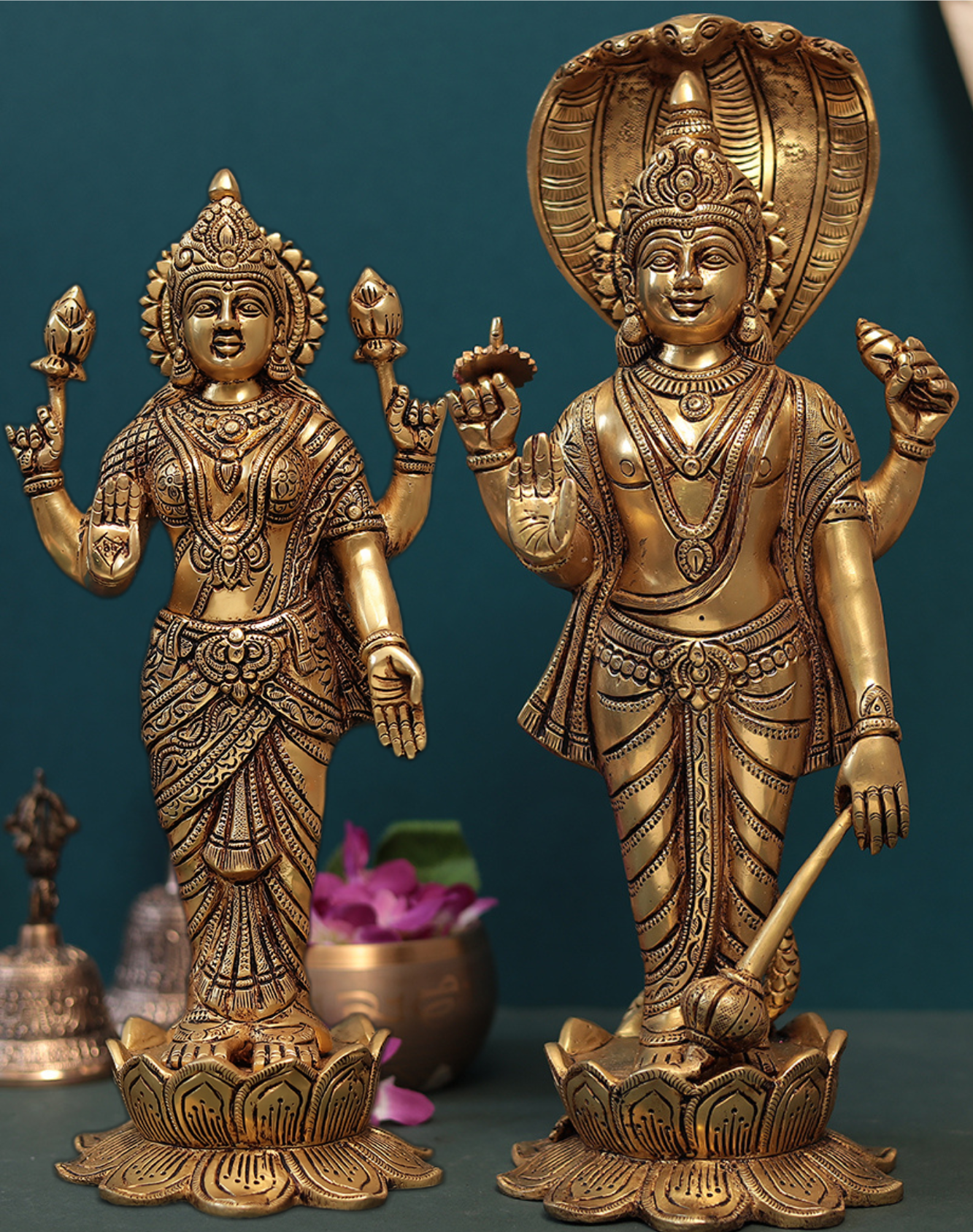 Brass Lord Vishnu and Godess Lakshmi Idol Set In Big Size